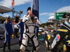 O piloto de moto frances David Casteu da equipe Casteau ELF Sherco, conquista o quarto lugar na categoria motos na 18a edicao do Rally Internacional dos Sertoes 2010. Com este titulo, Casteau tambem conquista o titulo de primeiro lugar no Campeonato Mundial de Rally Cross Country da FIM (Federacao Internacional de Motociclismo) na categoria motos ate 450 cilindradas. O evento teve inicio na cidade de Goiania (GO) no dia 11/08 e terminou no dia 20/08, na cidade de Fortaleza (CE). Sobral/CE, Brasil - 20/08/2010. Foto: Theo Ribeiro / Fotoarena