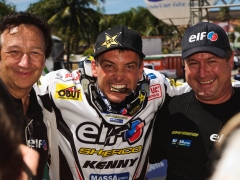 O piloto de moto frances David Casteu da equipe Casteau ELF Sherco, conquista o quarto lugar na categoria motos na 18a edicao do Rally Internacional dos Sertoes 2010. Com este titulo, Casteau tambem conquista o titulo de primeiro lugar no Campeonato Mundial de Rally Cross Country da FIM (Federacao Internacional de Motociclismo) na categoria motos ate 450 cilindradas. O evento teve inicio na cidade de Goiania (GO) no dia 11/08 e terminou no dia 20/08, na cidade de Fortaleza (CE). Sobral/CE, Brasil - 20/08/2010. Foto: Theo Ribeiro / Fotoarena